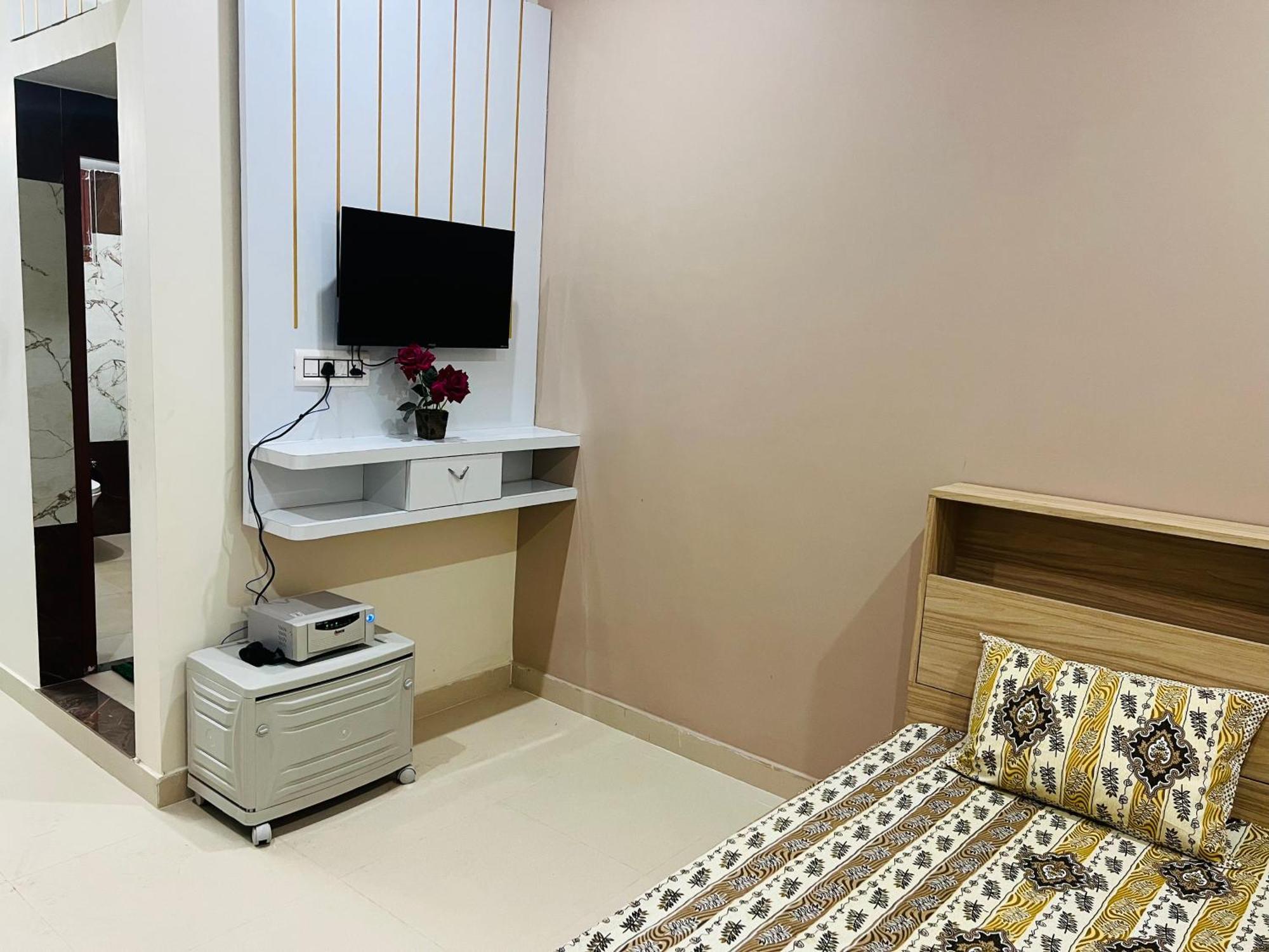 Sg Home Stay Ayodhya Exterior photo